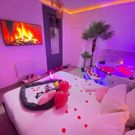 L'Escale Balneo'Romantique - Loveroom - Jacuzzi & Petit Dejeuner Villiers-sur-Marne Buitenkant foto